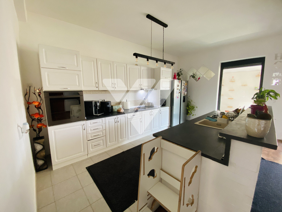 Casa pe un singur nivel 180mp utili Teren 701mp Sura Mare Sibiu