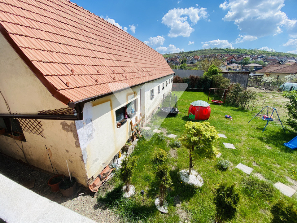 Casa pe un singur nivel 180mp utili Teren 701mp Sura Mare Sibiu