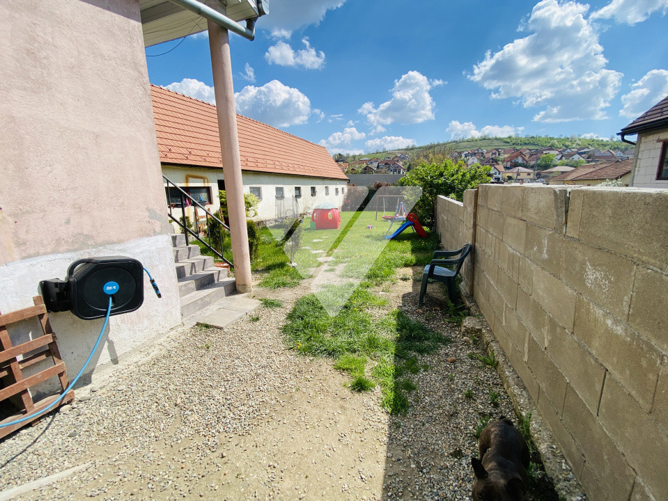 Casa pe un singur nivel 180mp utili Teren 701mp Sura Mare Sibiu