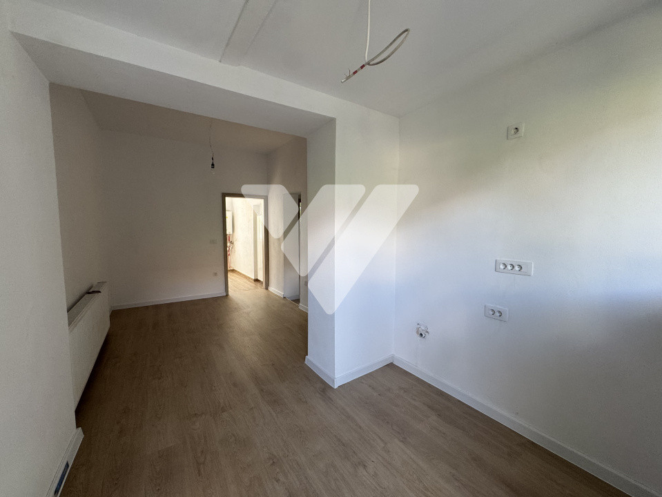 Apartament la casa 2 camere renovat, pivnita zona Piata Cluj Central 