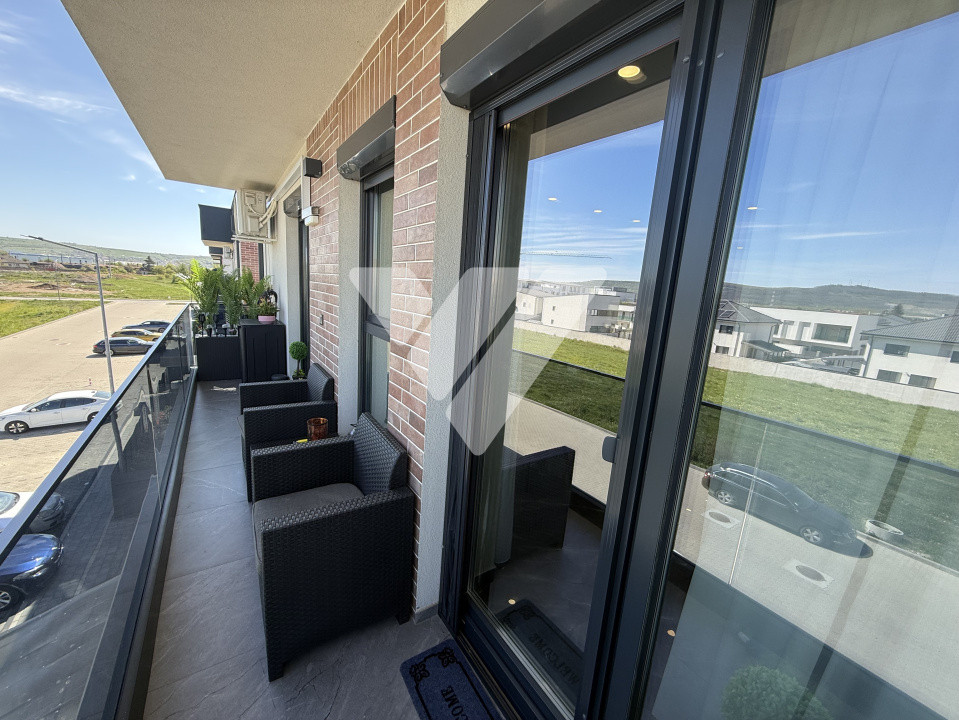 Apartament 3 camere decomandat mobilat de lux 80 mp Selimbar Sibiu
