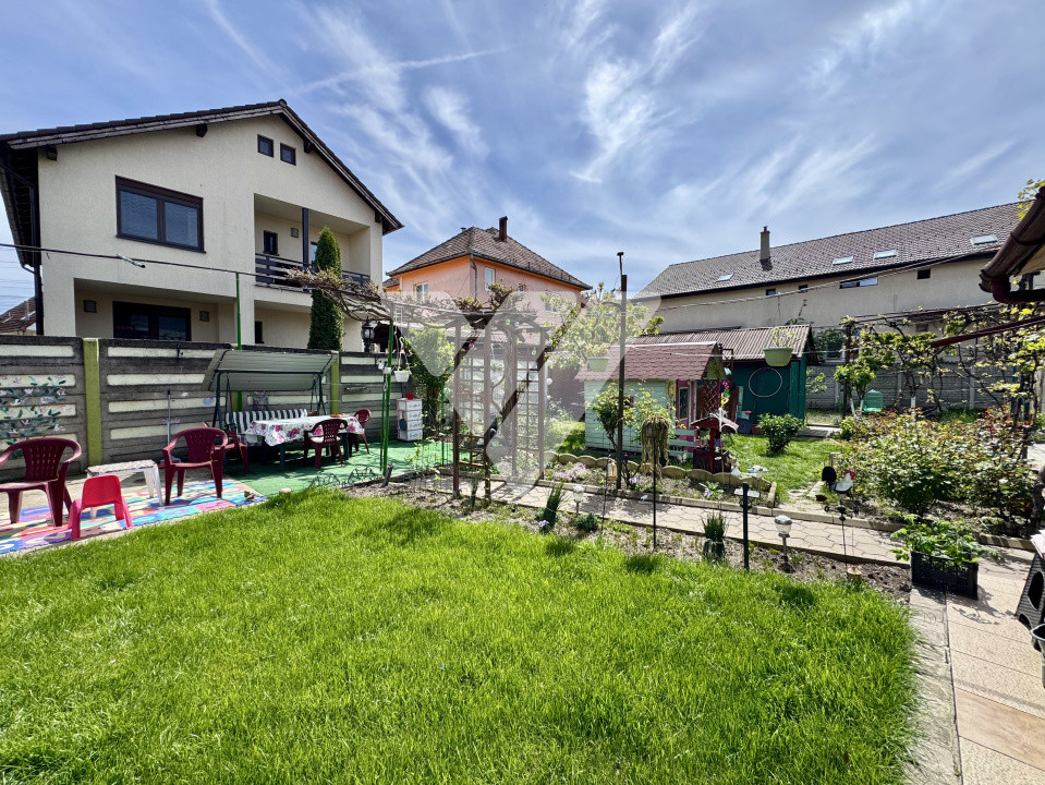 Casa individuala 4 camere și teren 578 mp zona Hipodrom/ Milea Sibiu