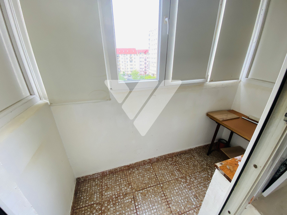 Apartament 3 camere decomandat mobilat, 69 mp zona Vasile Aaron Sibiu