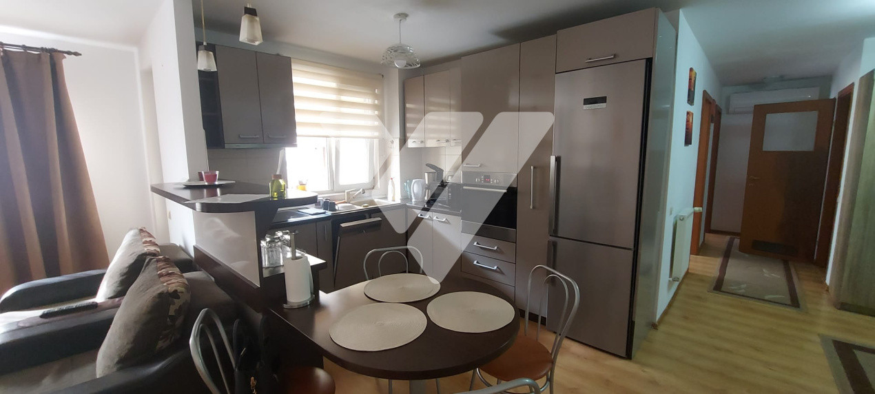 Apartament spatios 3 camere,74 mp, etaj 2, zona Hipodrom, Sibiu