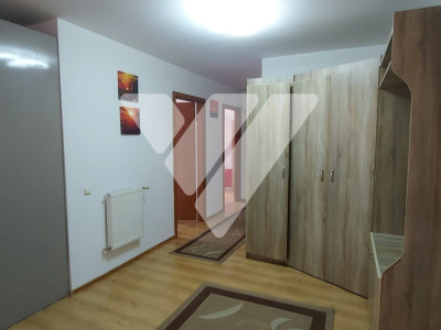 Apartament spatios 3 camere,74 mp, etaj 2, zona Hipodrom, Sibiu