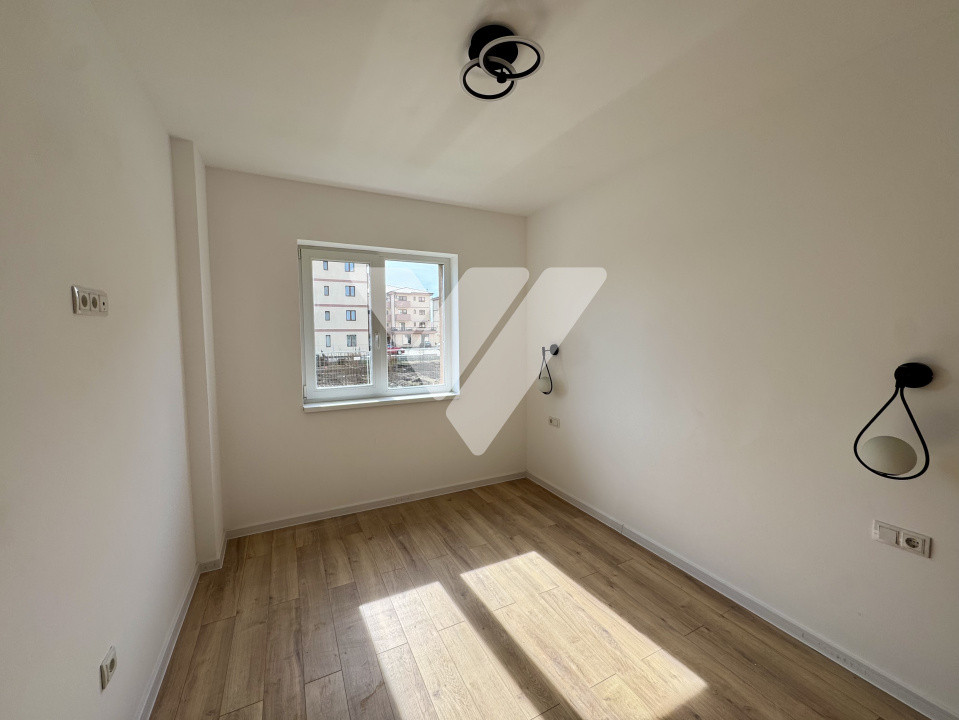 Apartament 3 camere decomandat 65 mp, parter parcare zona Vest Sibiu