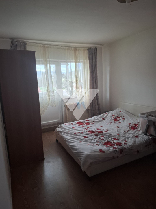 Apartament 3 camere, 84 mp, decomandat și mobilat, Cisnădie