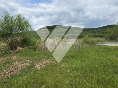 Teren intravilan industrial 2.779 mp de vânzare, DN1 Cristian, Sibiu