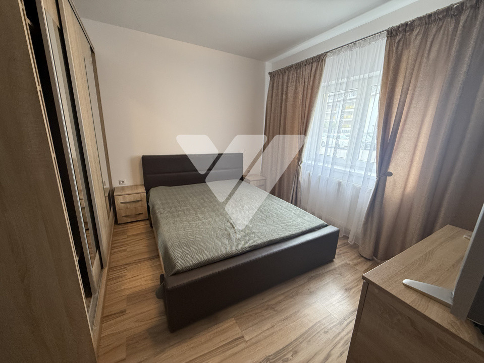 Apartament 3 camere Calea Cisnadiei langa Kaufland geam la baie terasa 12MP