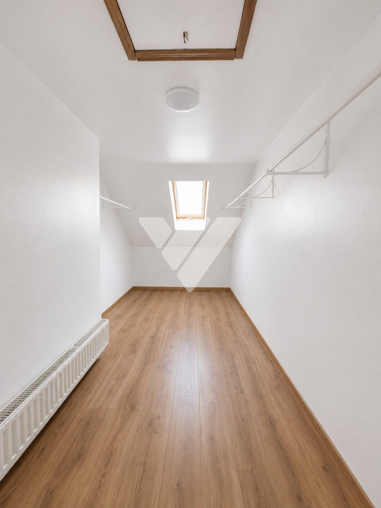 Casa individuala 7 camere de inchiriat comercial birouri Central Sibiu