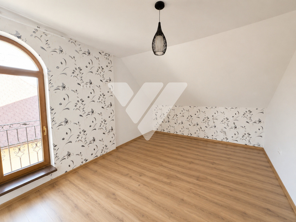 Casa individuala 7 camere de inchiriat comercial birouri Central Sibiu