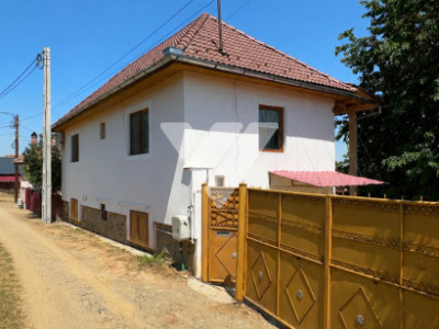 Casa individuala 3 camere 2 bai 112 MPU, 516 MP teren Rasinari Sibiu