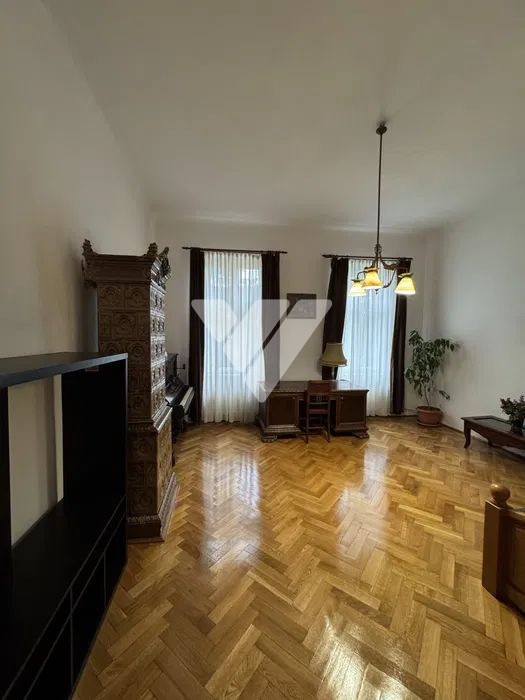Apartament la casa de inchiriat - 172 MPU - Curte comuna - Sibiu Central