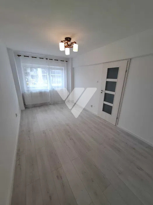 Apartament 2 camere decomandat, renovat, etaj 3/4 - zona Piata Rahovei