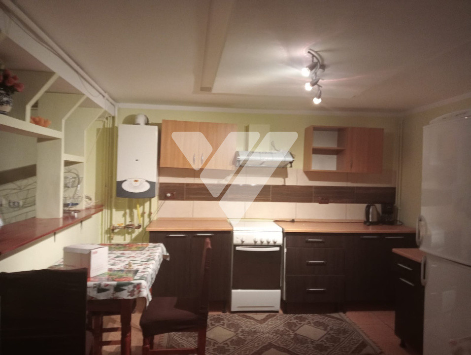 Apartament de închiriat  3 camere la casa zona Trei Stejari Sibiu