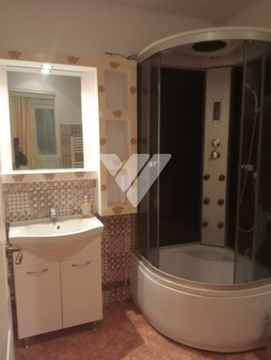 Apartament de închiriat  3 camere la casa zona Trei Stejari Sibiu