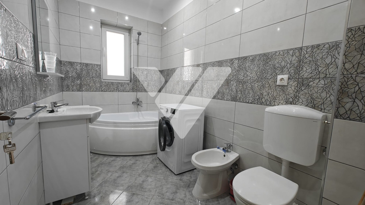 Apartament 2 camere de inchiriat etaj 1 parcare zona Lidl Dna Stanca