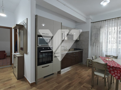 Apartament 2 camere de inchiriat etaj 1 parcare zona Lidl Dna Stanca