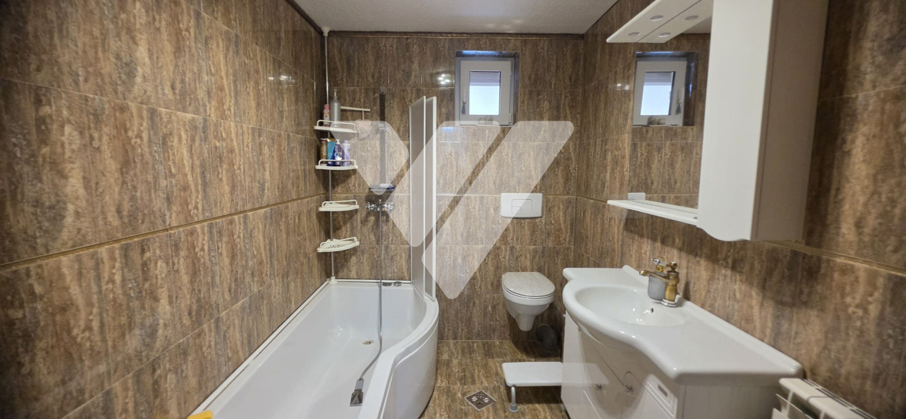 Casa individuala 3 camere si teren 495 mp de vanzare in Sura Mare Sibiu