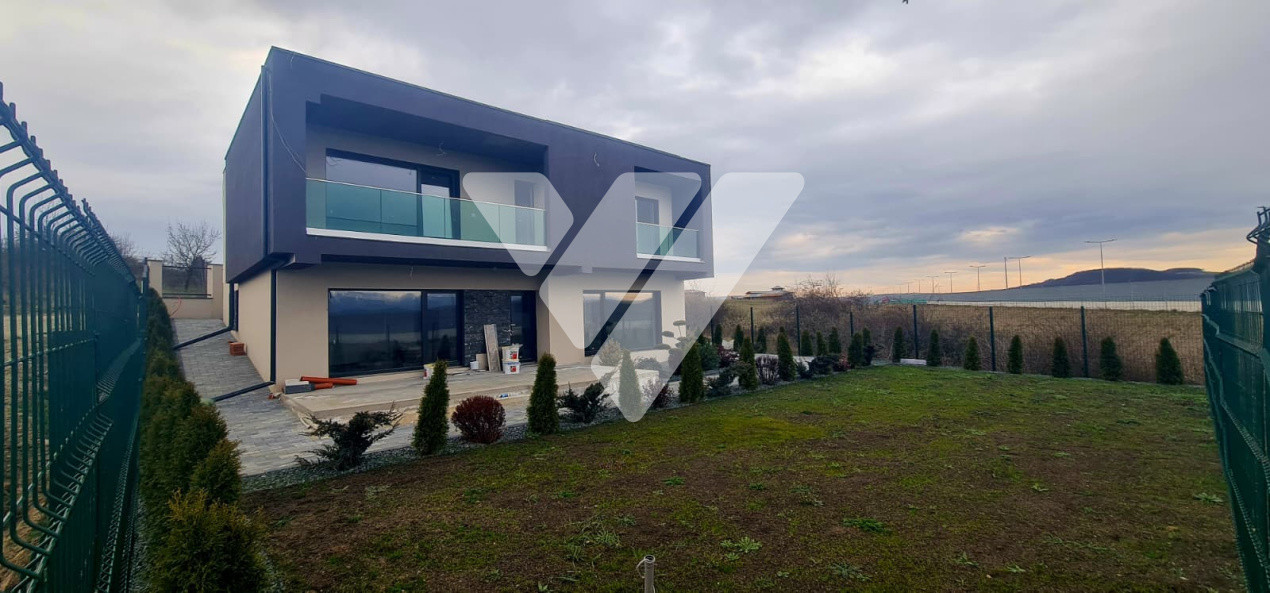 Casa individuala 195 mpu si teren 800 mp, garaj - Selimbar Sibiu