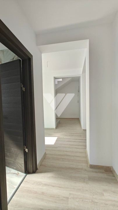 Casa duplex noua la cheie 5 camere si teren 250 mp Cisnadie Sibiu