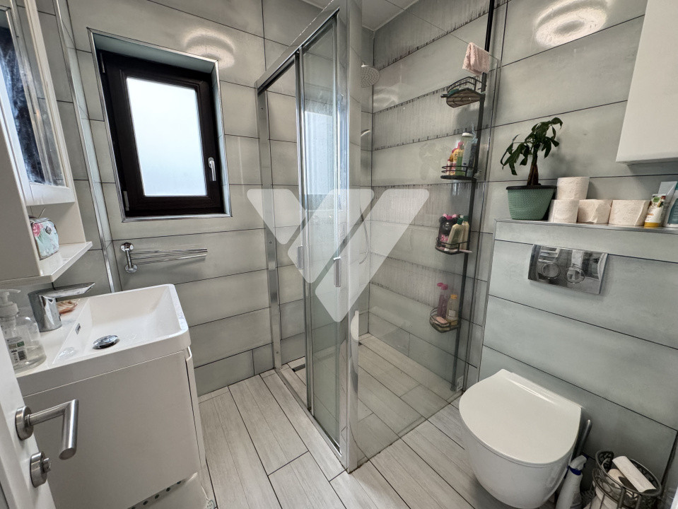 Casa moderna tip duplex 4 camere si teren 250 mp - Cristian Sibiu