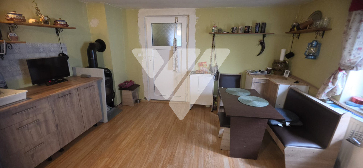Casa individuala 3 camere teren 1317 mp de vanzare in Hosman Sibiu