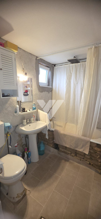 Casa individuala 3 camere teren 1317 mp de vanzare in Hosman Sibiu