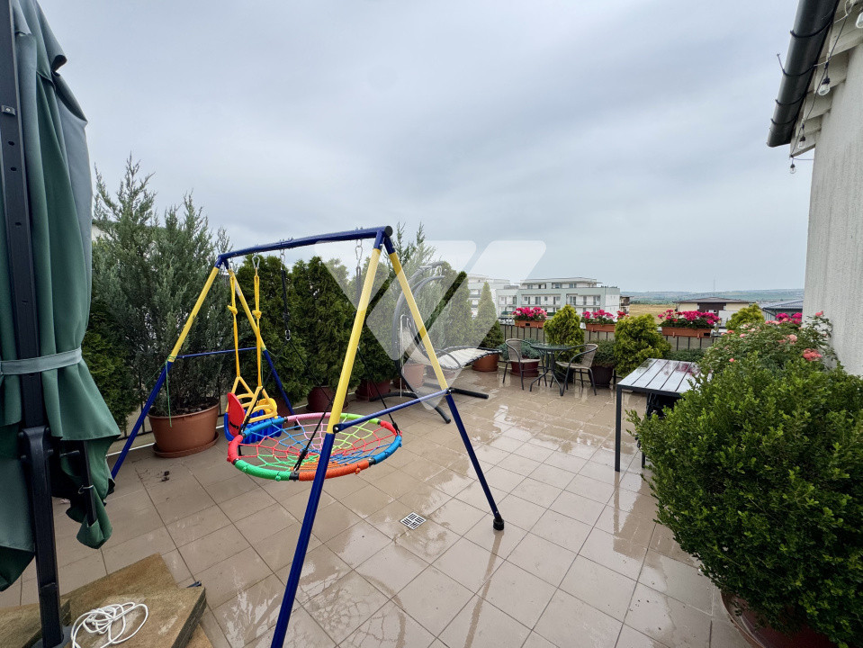 Penthouse 3 camere 58 mp utili terasă 51mp 2 parcari Turnișor Sibiu