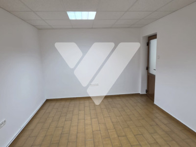 Apartament 3 camere 60 mp parter zona CEC Dioda Sibiu