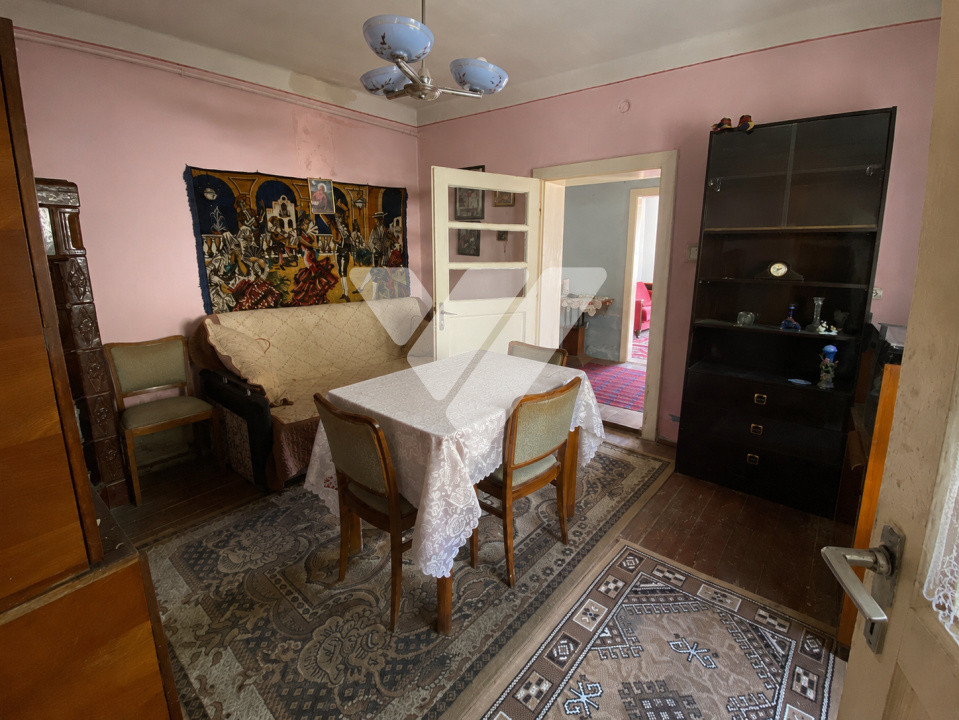 Casă cu potențial, ideală pentru investiție – Zona Calea Gușteriței