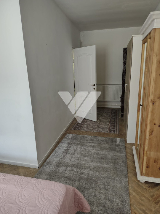 Apartament de inchiriat la casa 3 camere 70 mp zona centrala Sibiu