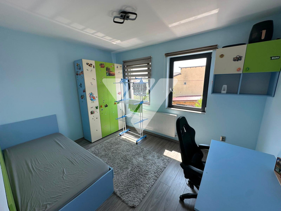 Apartament 3 camere etaj 1 de vanzare 55 MPU - Balcon 5 MP - Șelimbăr 