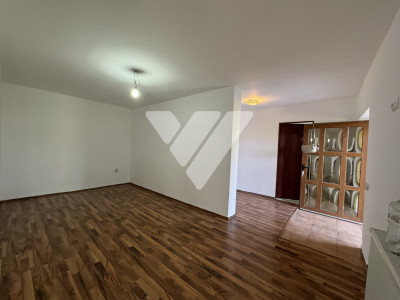 Apartament 3 camere 77mp cu grădină proprie 31mp terasa Turnișor Sibiu