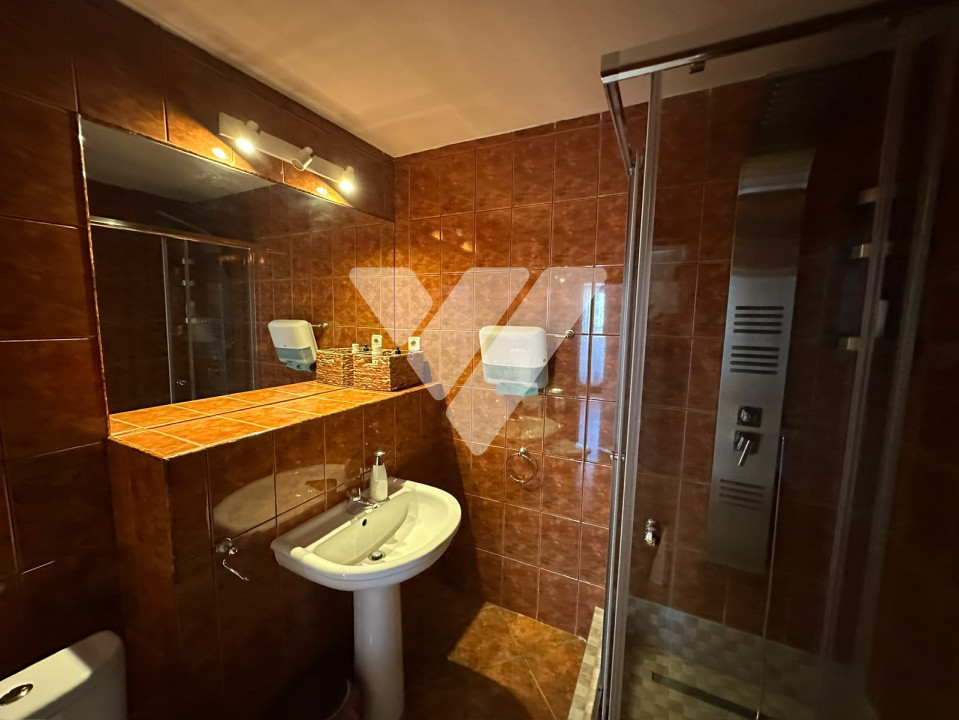 Casa individuala/ Spatiu de birouri de inchiriat- 412 MPU - Garaj - Strand