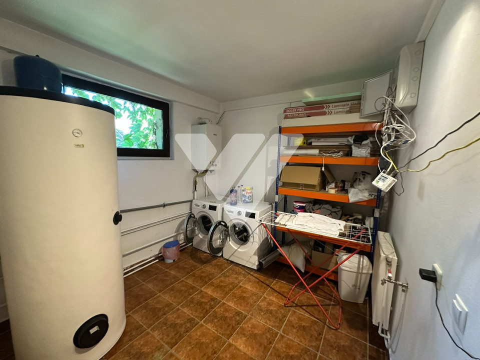 Casa individuala/ Spatiu de birouri de inchiriat- 412 MPU - Garaj - Strand