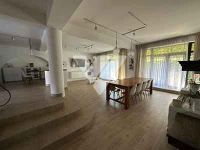 Casa individuala/ Spatiu de birouri de inchiriat- 412 MPU - Garaj - Strand