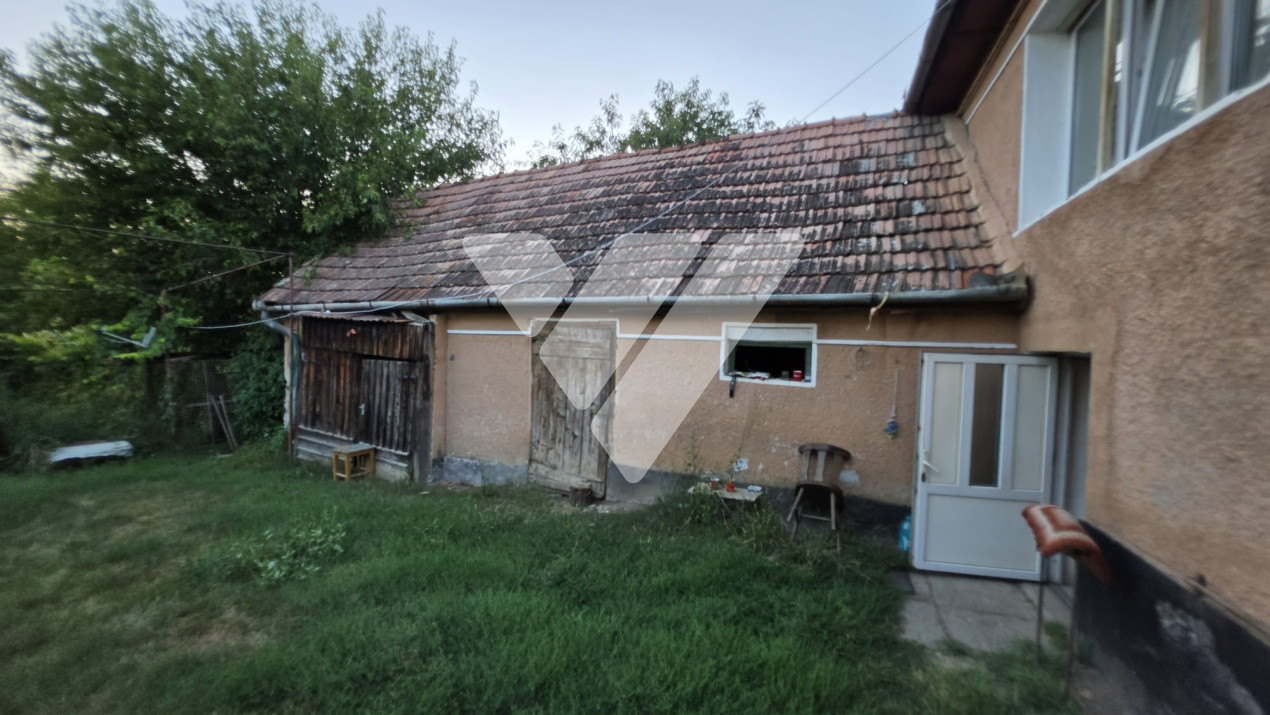 Casa individuala 3 camere, teren 800 mp, sat Rusi , Sibiu