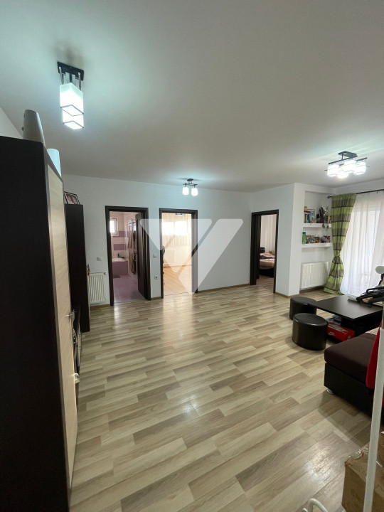 Aprtament 3 camere, 90 mp,mobilat de inchiriat , Calea Cisnadiei