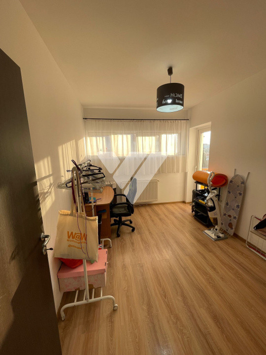Aprtament 3 camere, 90 mp,mobilat de inchiriat , Calea Cisnadiei