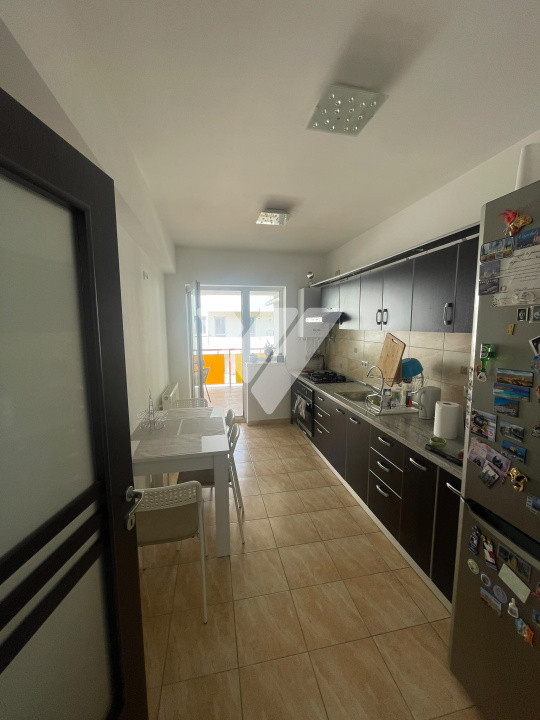 Aprtament 3 camere, 90 mp,mobilat de inchiriat , Calea Cisnadiei