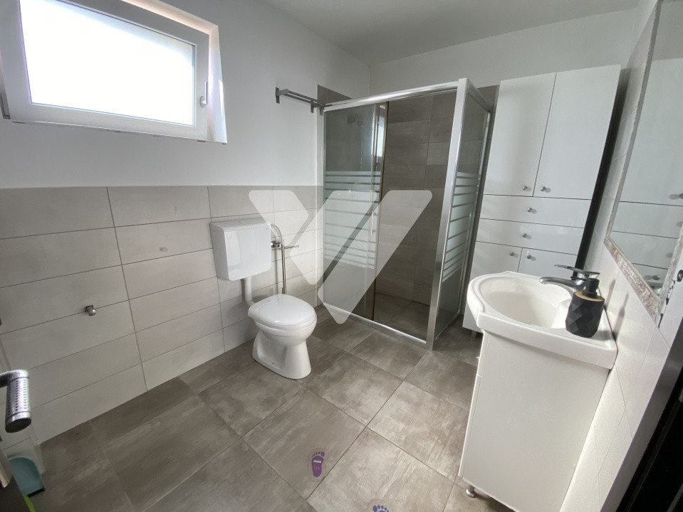 Casă individuală de vânzare în Șura Mare – 4 camere, 140mp utili, teren 344 mp