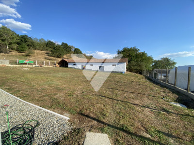 Proprietate cu potențial investițional – 1.850 mp teren și anexe 350 mp