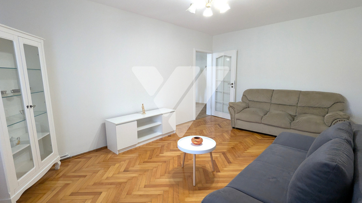 Apartament 3 camere, decomandat, proaspăt renovat la prima închiriere - Central 