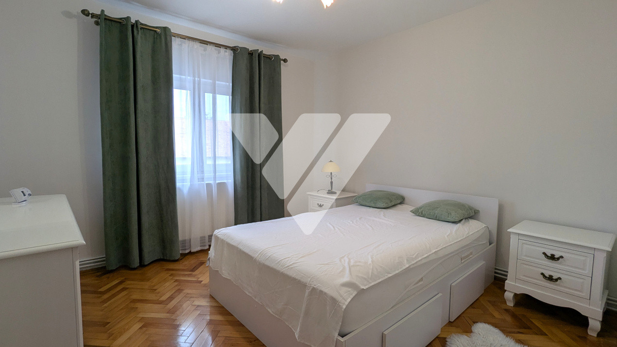 Apartament 3 camere, decomandat, proaspăt renovat la prima închiriere - Central 