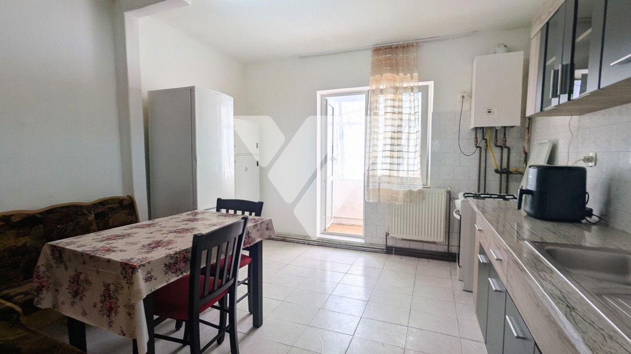 Apartament 2 camere decomandat - Constantin Noica