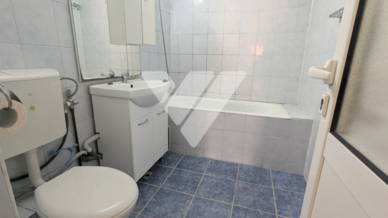 Apartament 2 camere decomandat - Constantin Noica