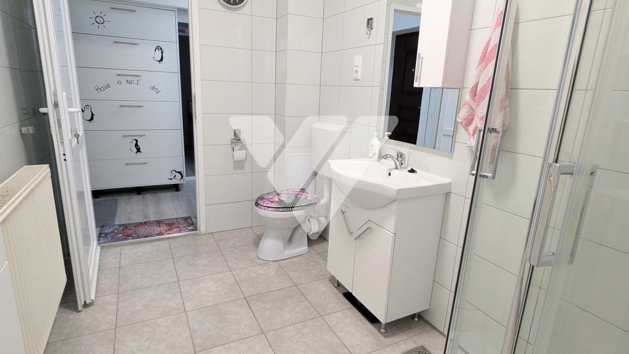 Apartament 2 camere, spațios și modern într-un bloc cu 1 etaj, zona Lazaret
