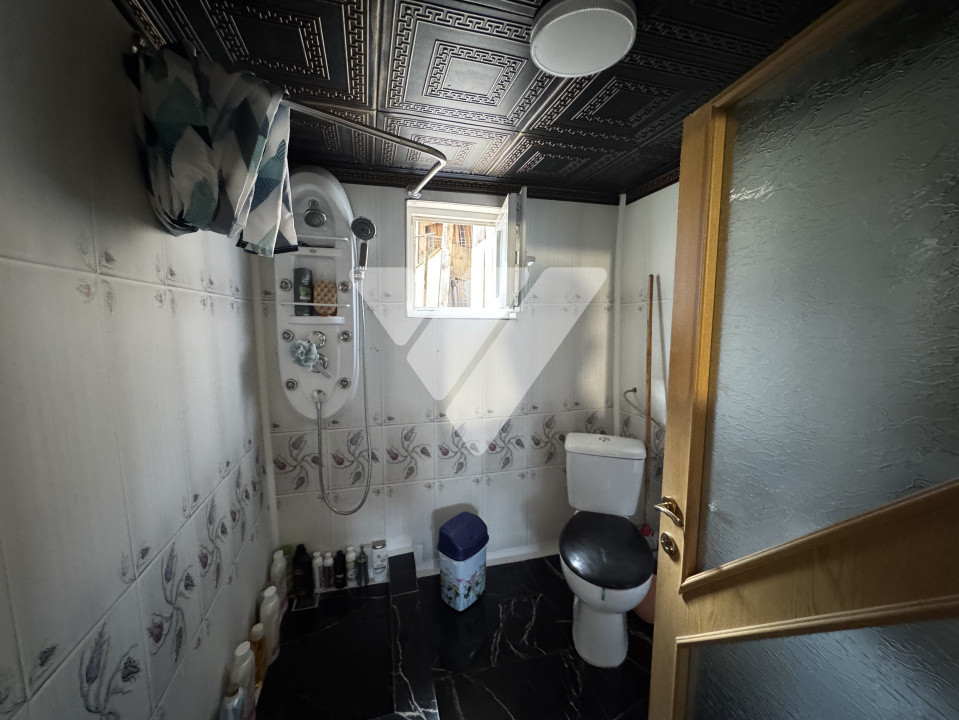 Casa individuala 5 camere cu teren 371 mp zona centrala Sadu Sibiu