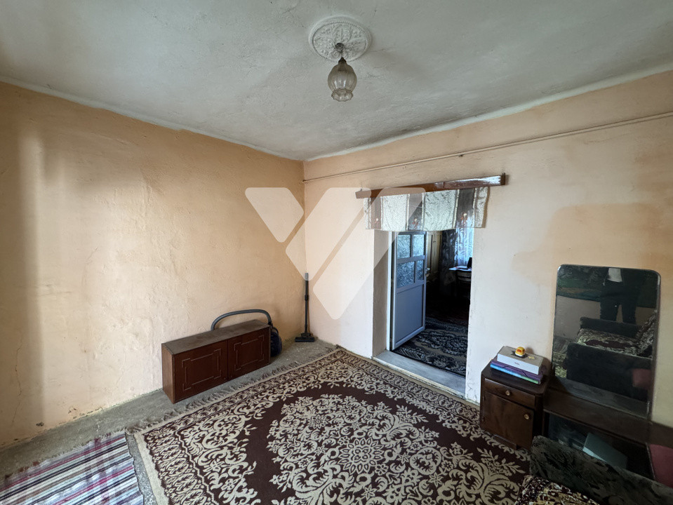 Casa individuala 5 camere cu teren 371 mp zona centrala Sadu Sibiu